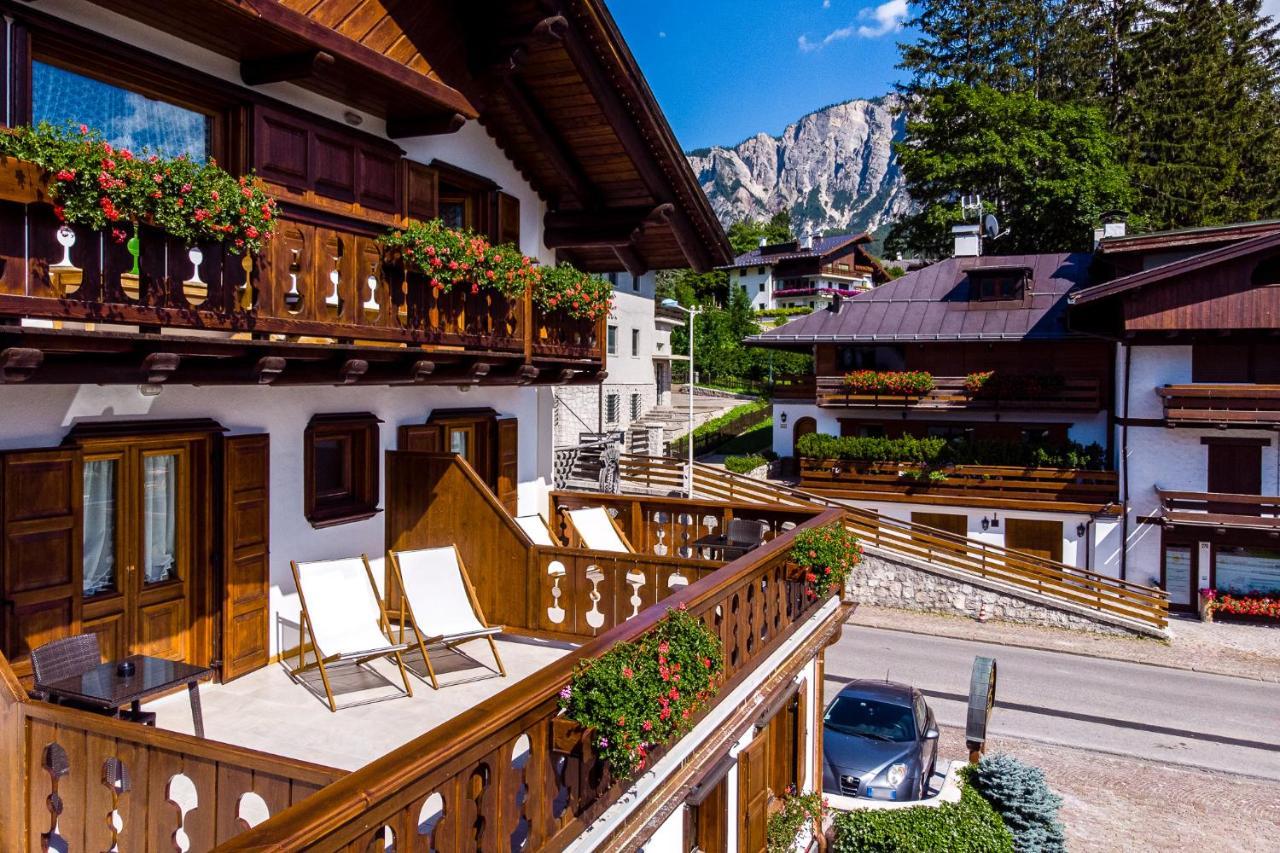 Hotel Natale Cortina dʼAmpezzo Exterior foto